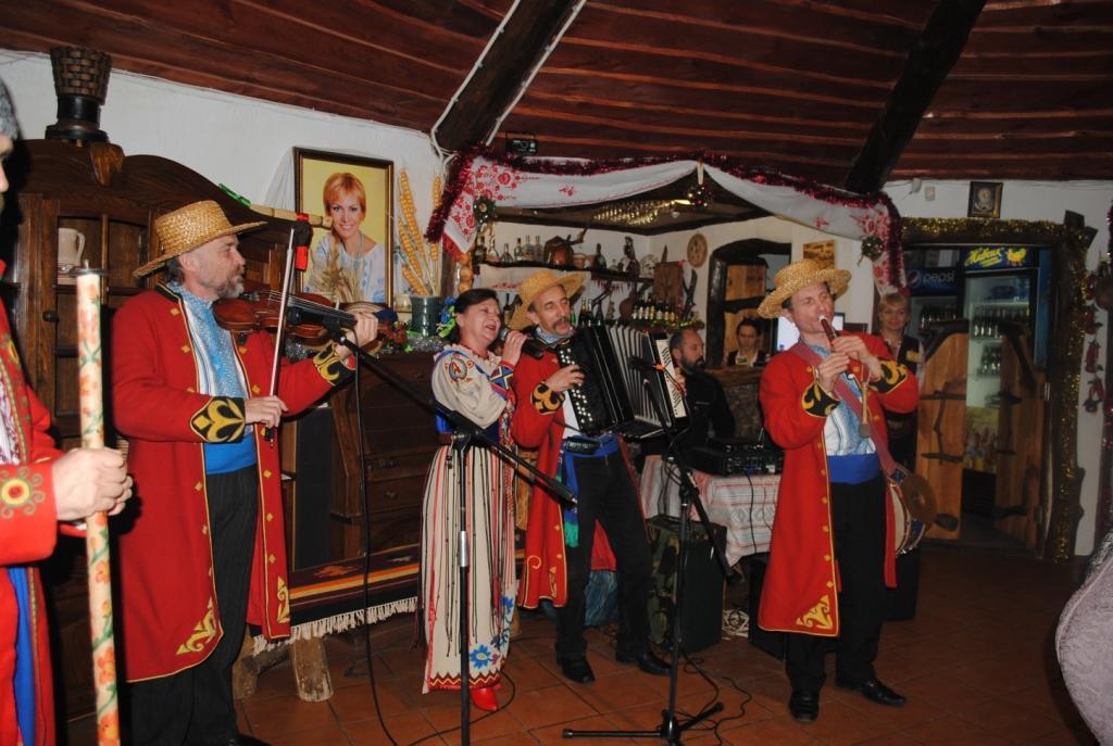 Отель Dykyi Khutir Melniki  Экстерьер фото