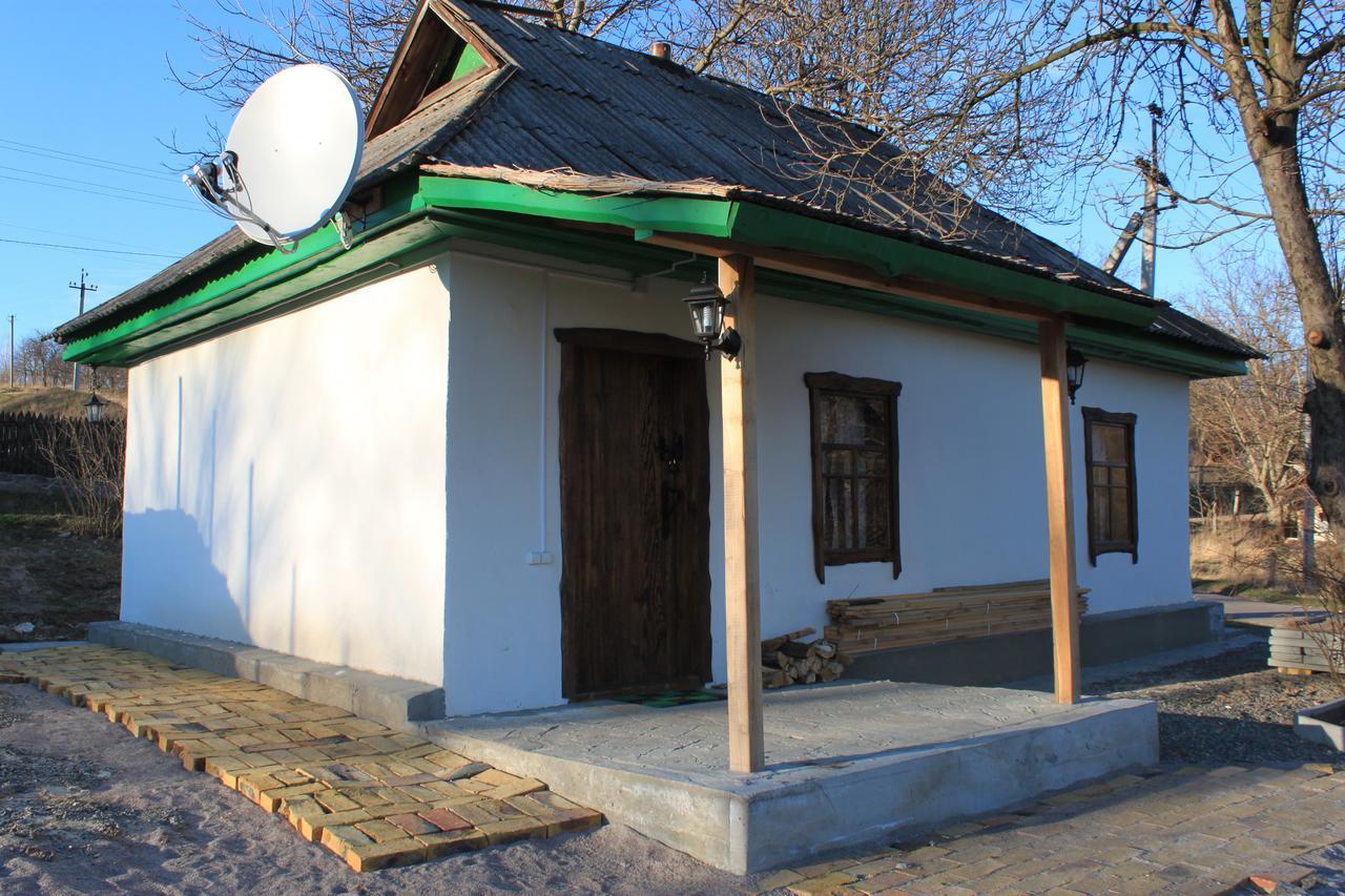 Отель Dykyi Khutir Melniki  Экстерьер фото